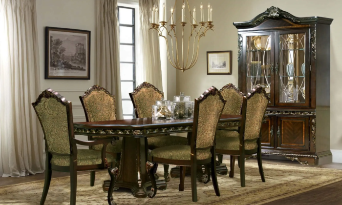 Old World D189 dining room set