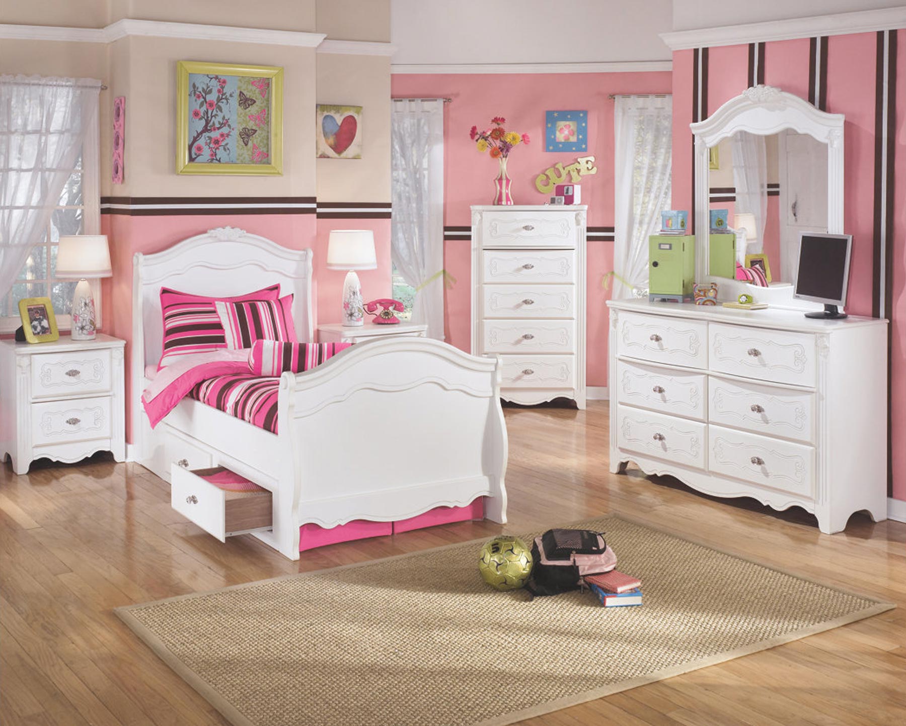 Exquisite 6 Piece Bedroom Set By Ashley Furniture