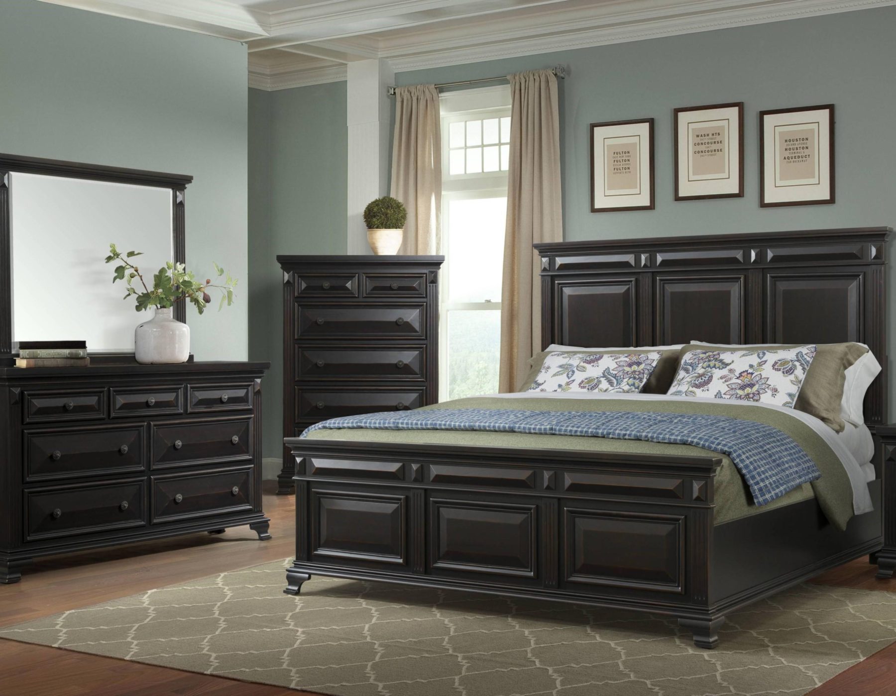 bedroom furniture set in black